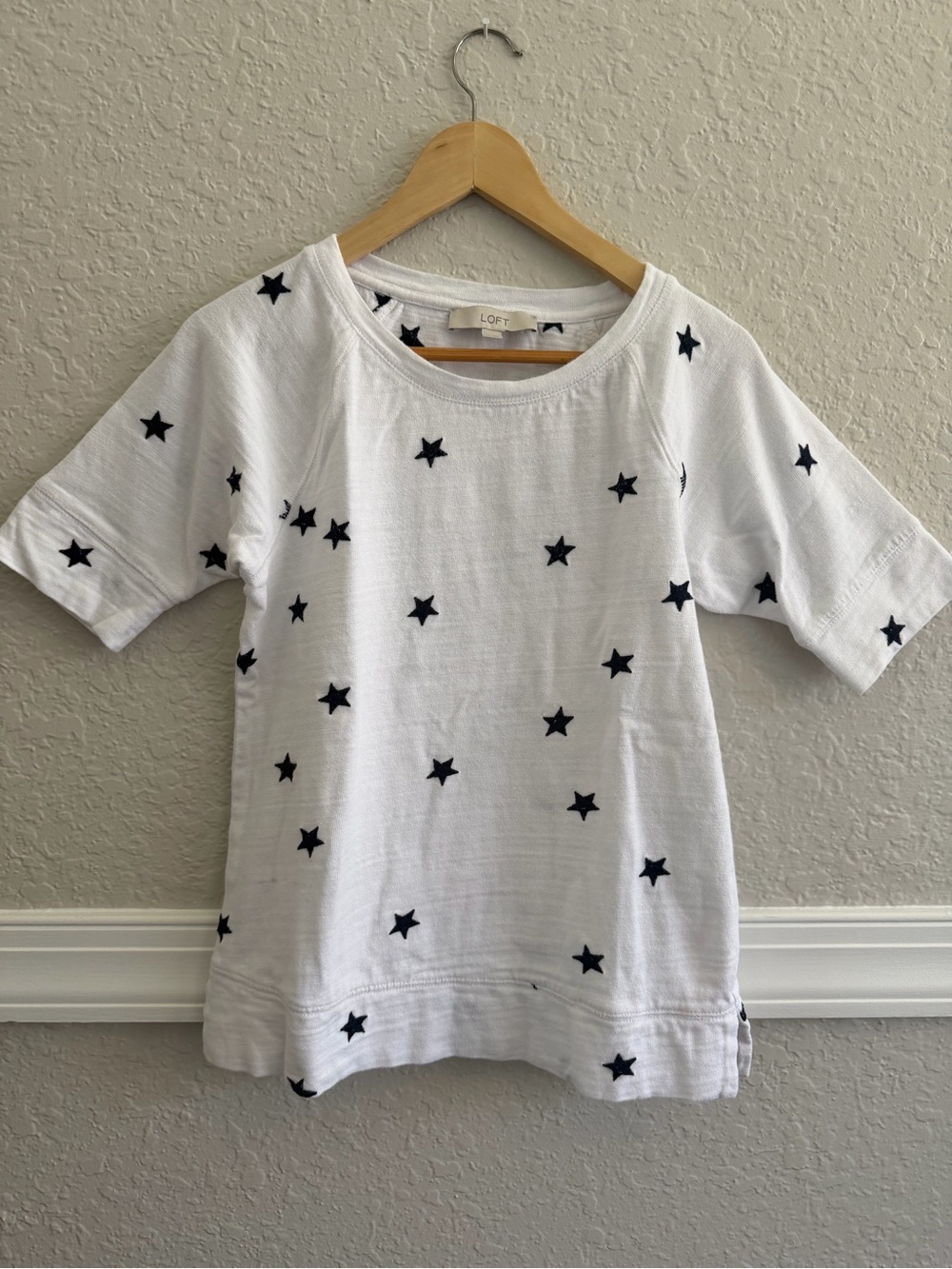 LOFT 100% Cotton Star Print Top — XS